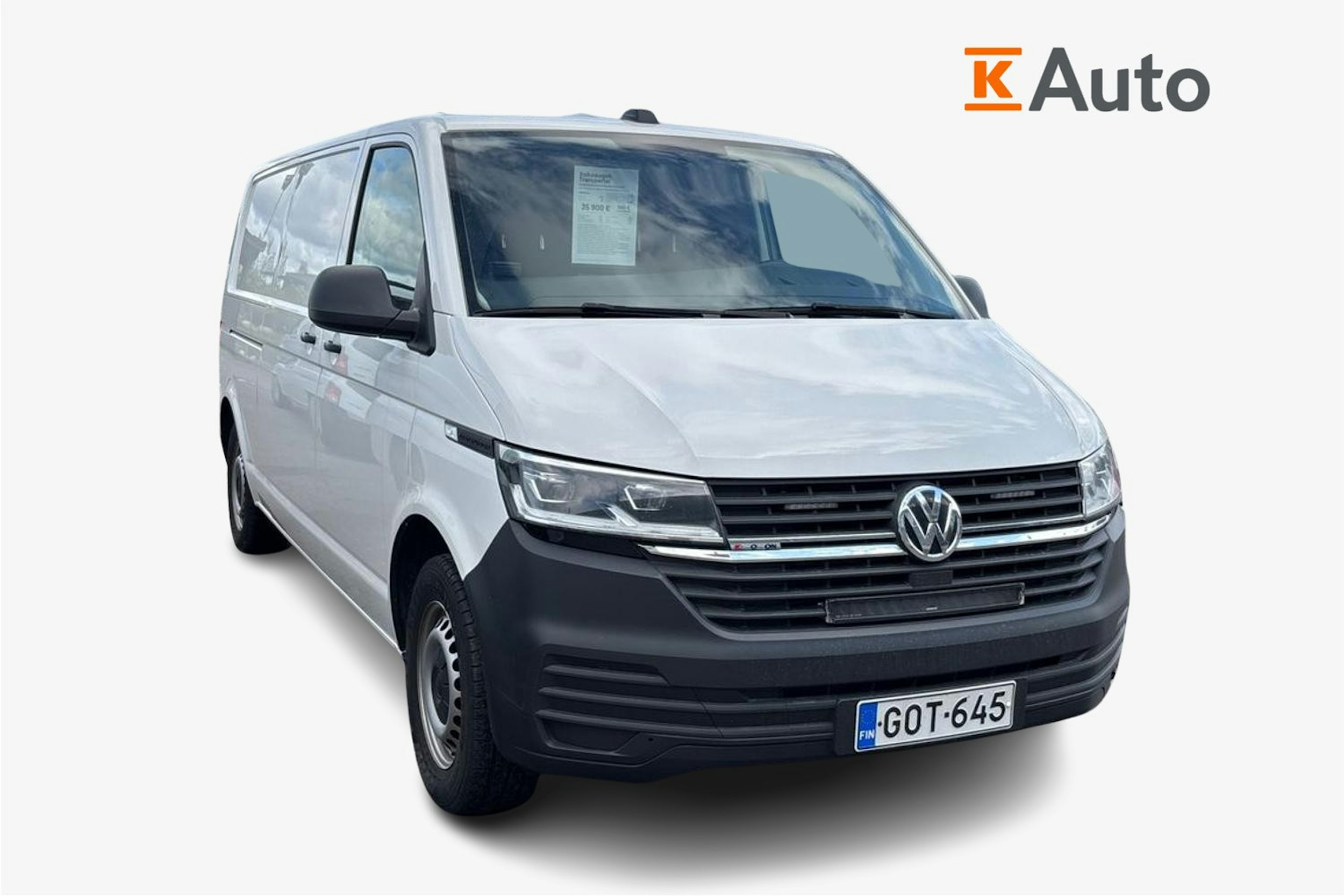 valkoinen Volkswagen Transporter 2021 kuva 1.