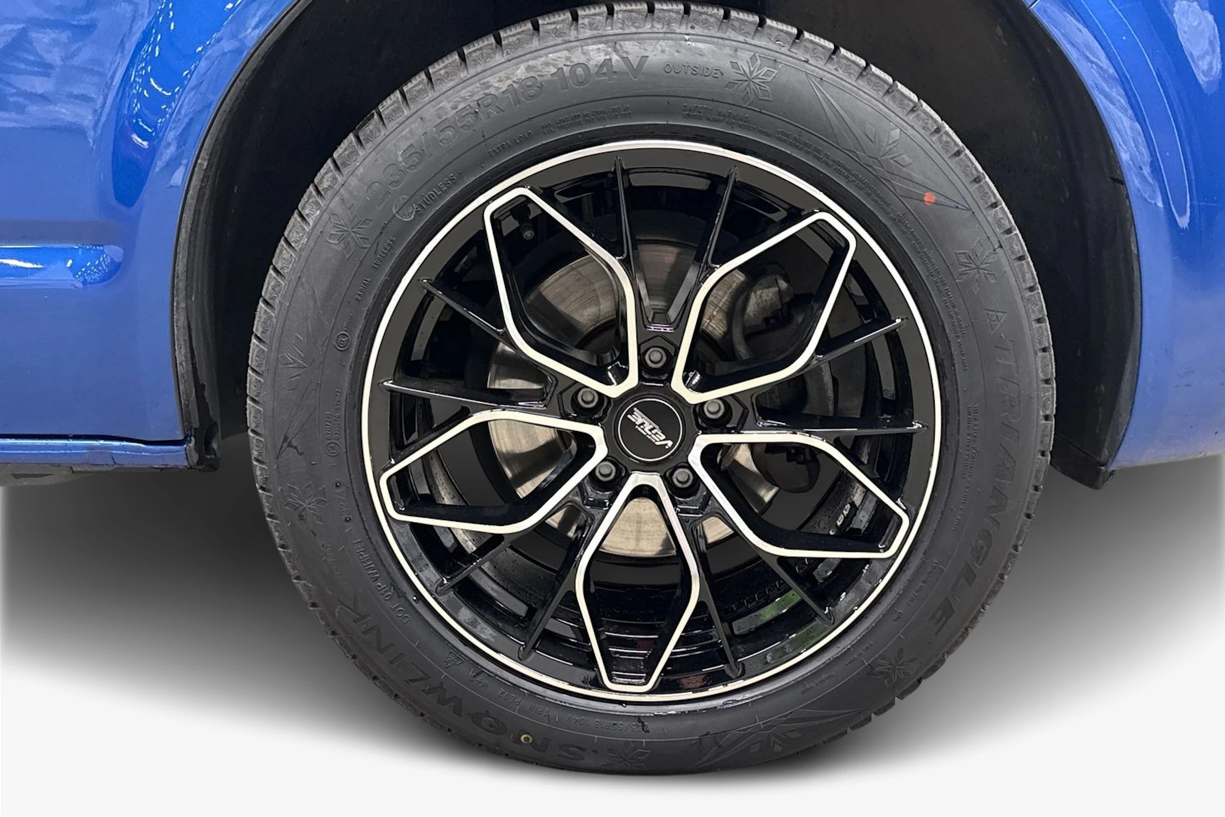 sininen Volkswagen Transporter 2021 kuva 12.