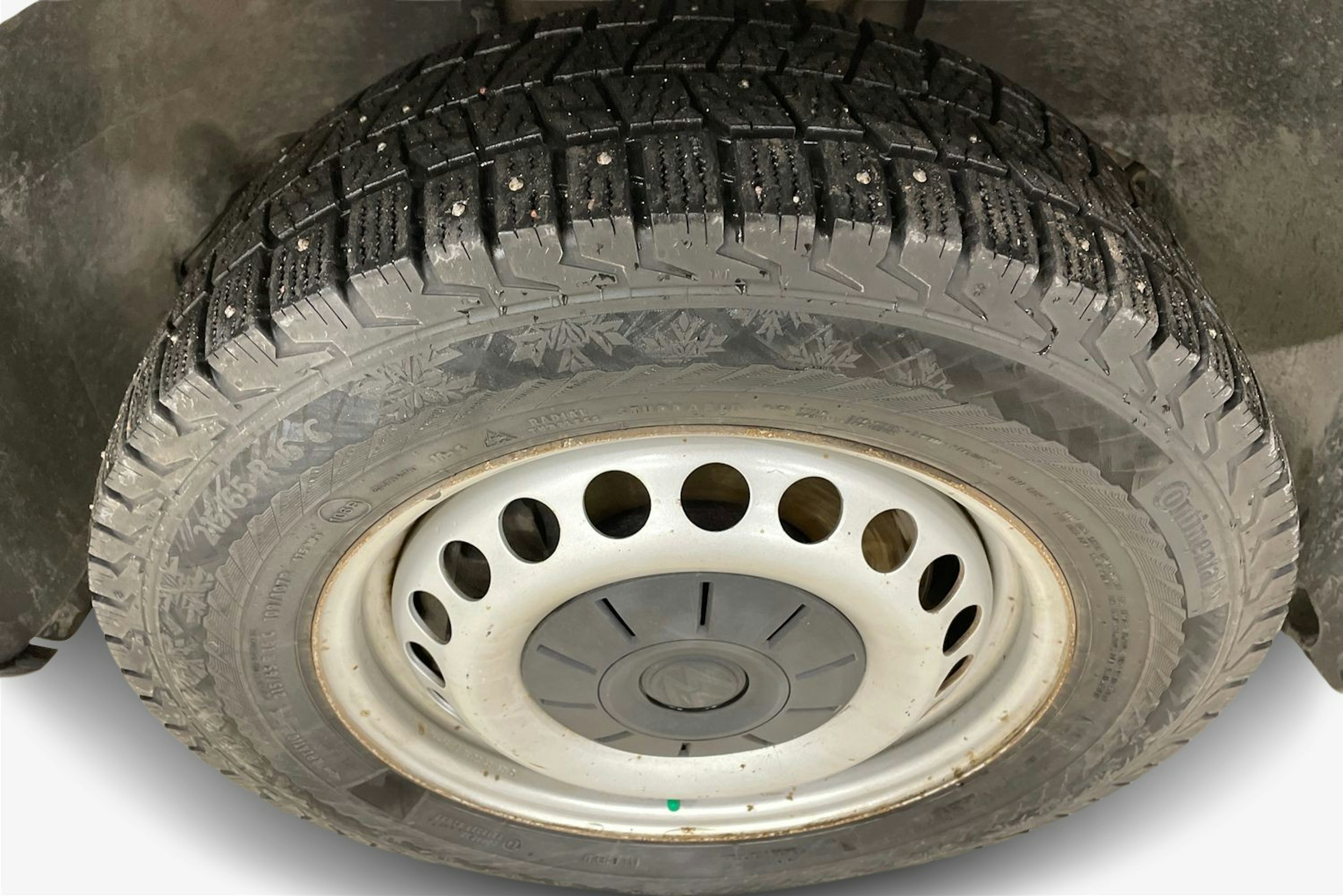 valkoinen Volkswagen Transporter 2021 kuva 9.