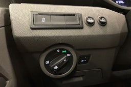 valkoinen Volkswagen Transporter 2021 kuva 19.