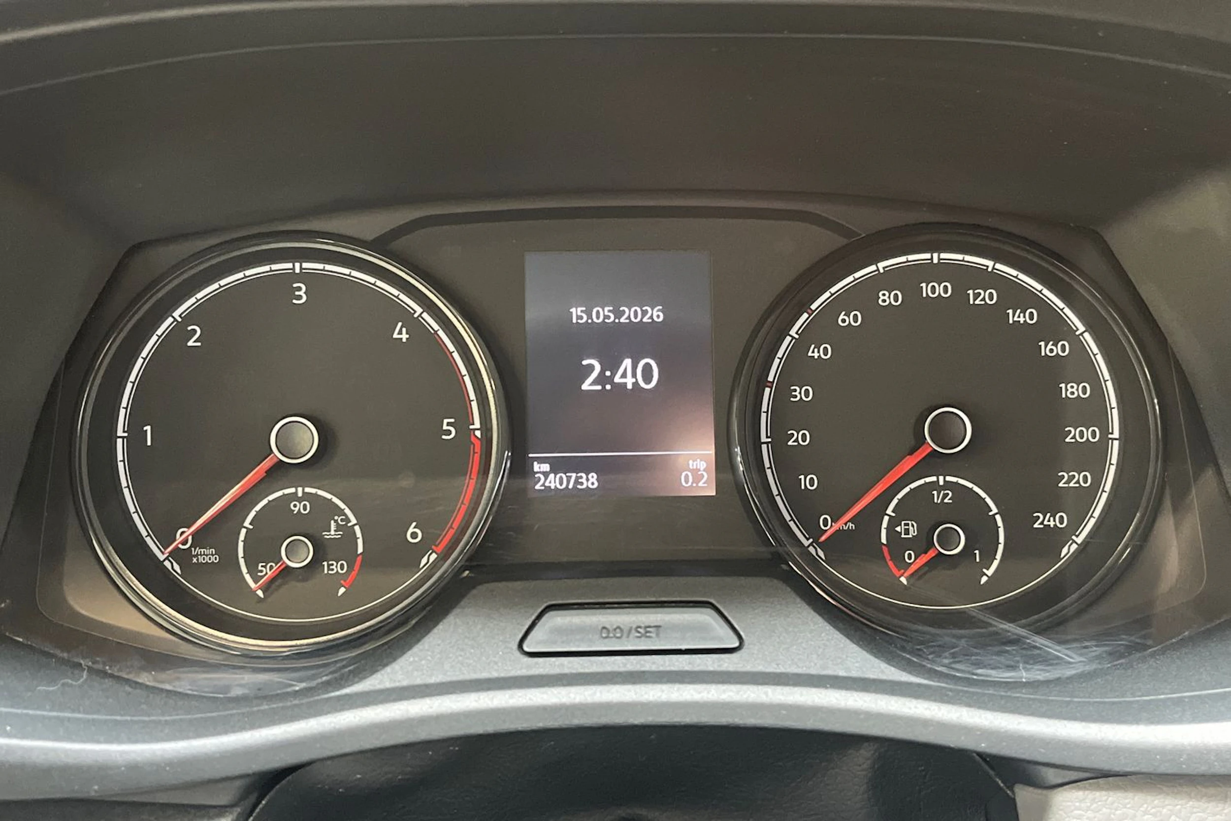 valkoinen Volkswagen Transporter 2021 kuva 21.
