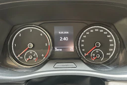 valkoinen Volkswagen Transporter 2021 kuva 21.