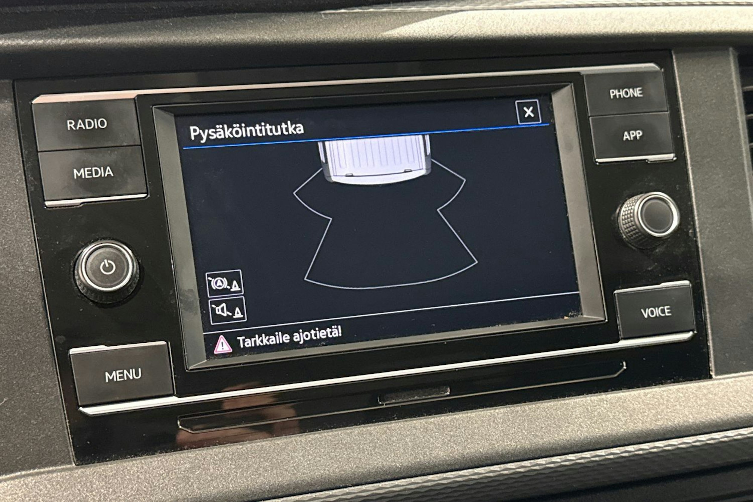 Punainen Volkswagen TRANSPORTER 2021 kuva 23.