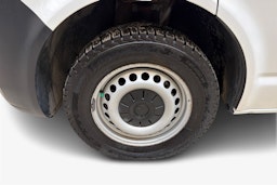 valkoinen Volkswagen Transporter 2021 kuva 12.