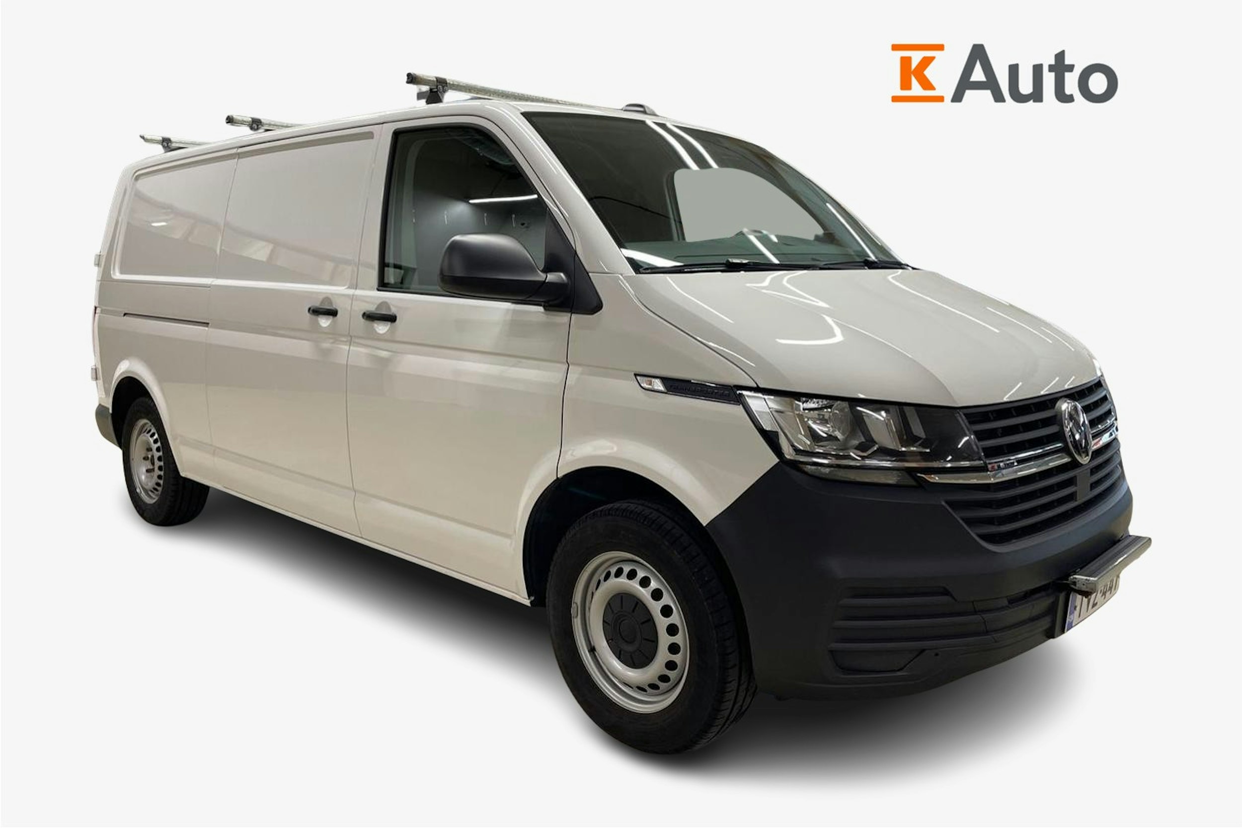 valkoinen Volkswagen Transporter 2021 kuva 4.