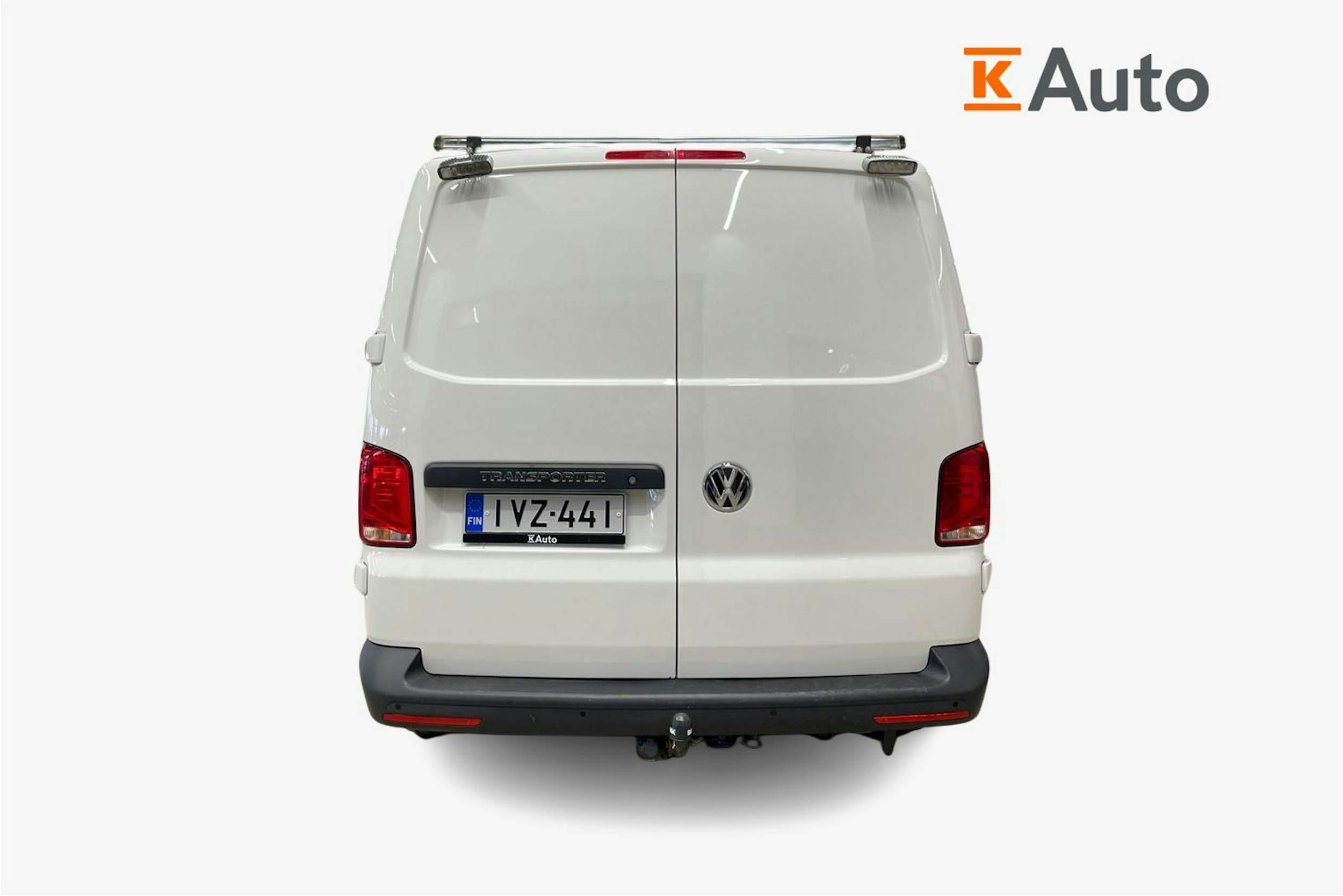 valkoinen Volkswagen Transporter 2021 kuva 6.