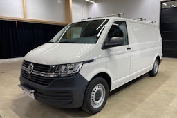 valkoinen Volkswagen Transporter 2021 kuva 21.