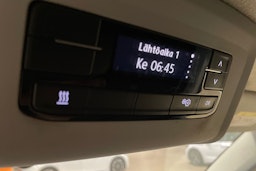 valkoinen Volkswagen Transporter 2021 kuva 28.