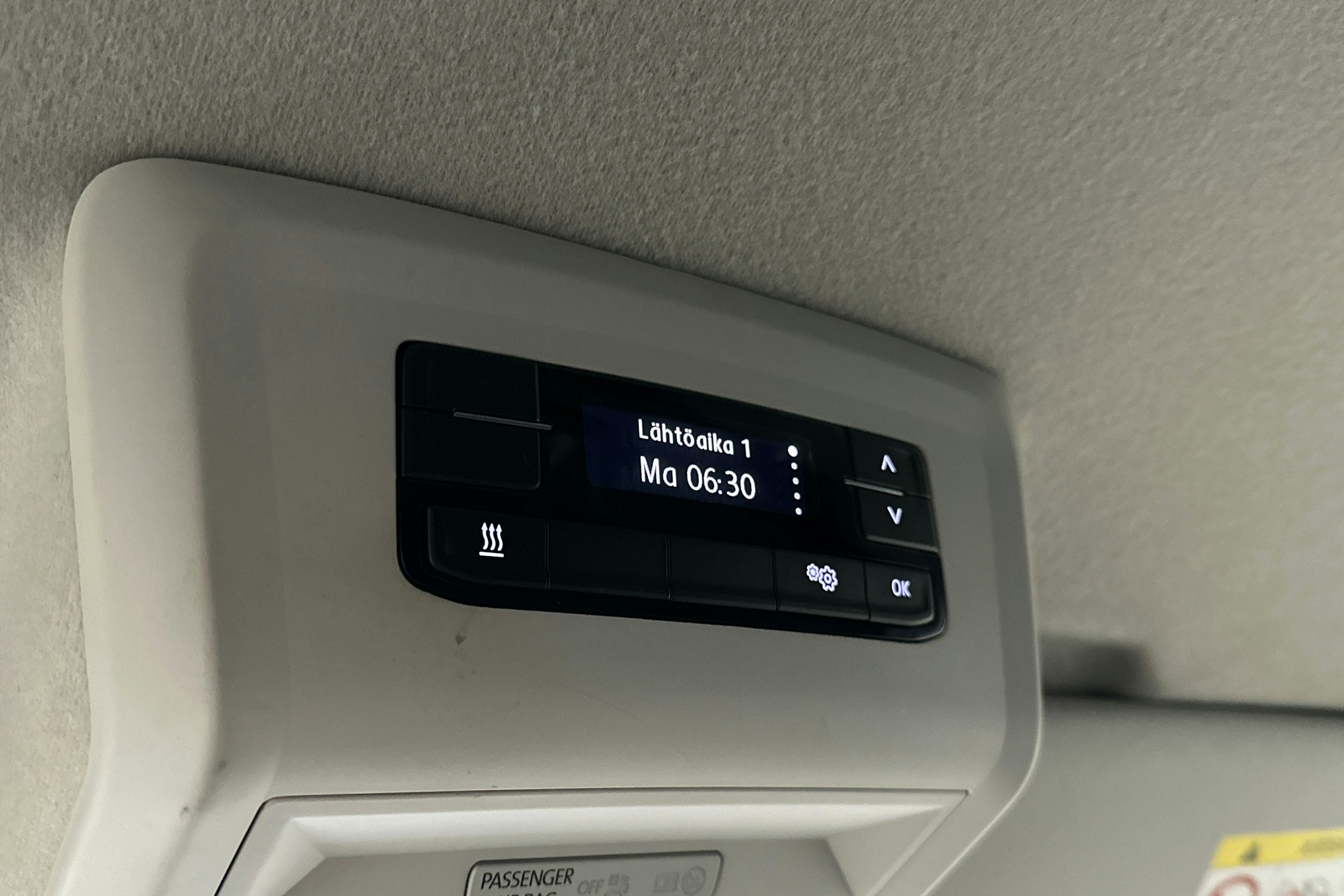 valkoinen Volkswagen Transporter 2021 kuva 18.