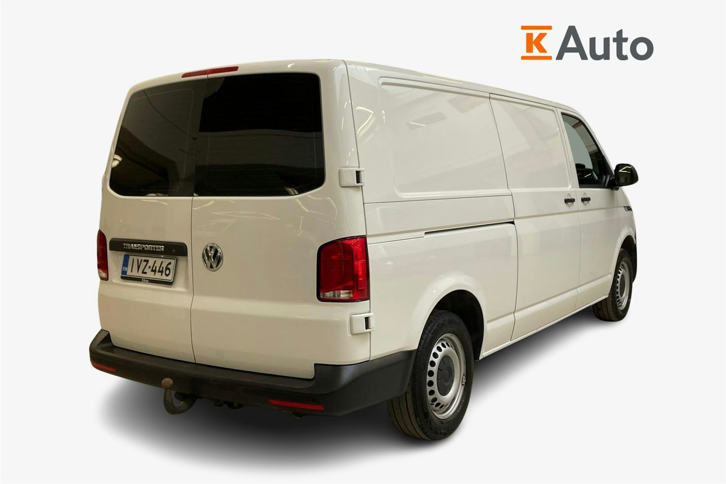 valkoinen Volkswagen Transporter 2021 kuva 2.