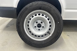 valkoinen Volkswagen Transporter 2021 kuva 21.