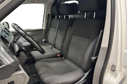 Valkoinen Volkswagen TRANSPORTER 2021 kuva 6.