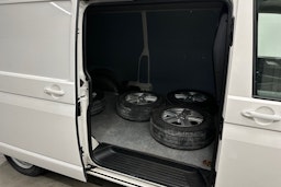 Valkoinen Volkswagen TRANSPORTER 2021 kuva 21.