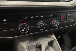 Sininen Volkswagen TRANSPORTER 2021 kuva 14.