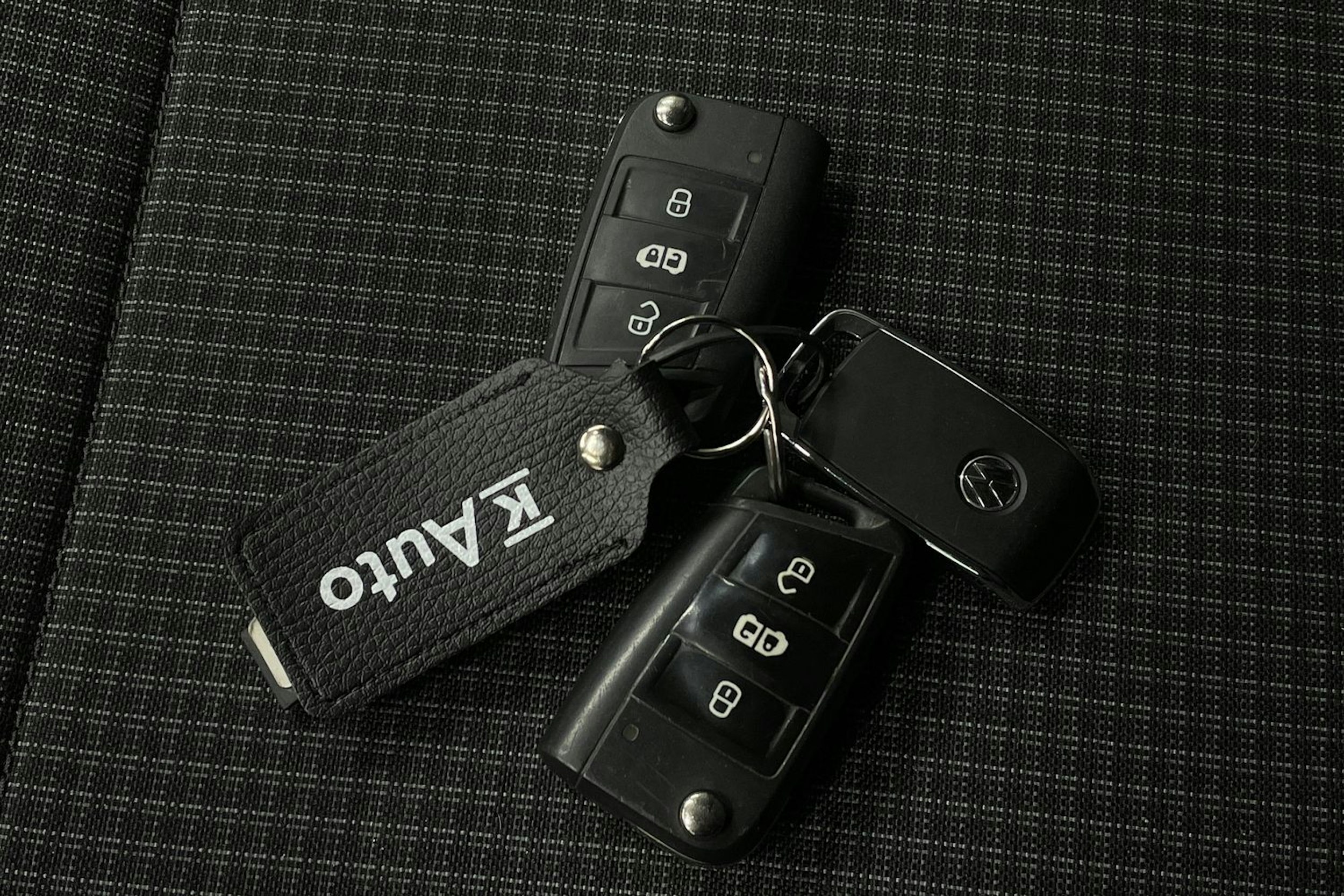 Sininen Volkswagen TRANSPORTER 2021 kuva 19.