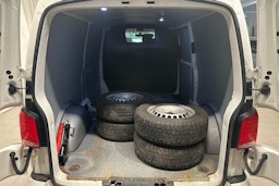 Valkoinen Volkswagen TRANSPORTER 2021 kuva 15.