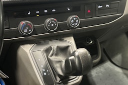 Valkoinen Volkswagen TRANSPORTER 2021 kuva 24.