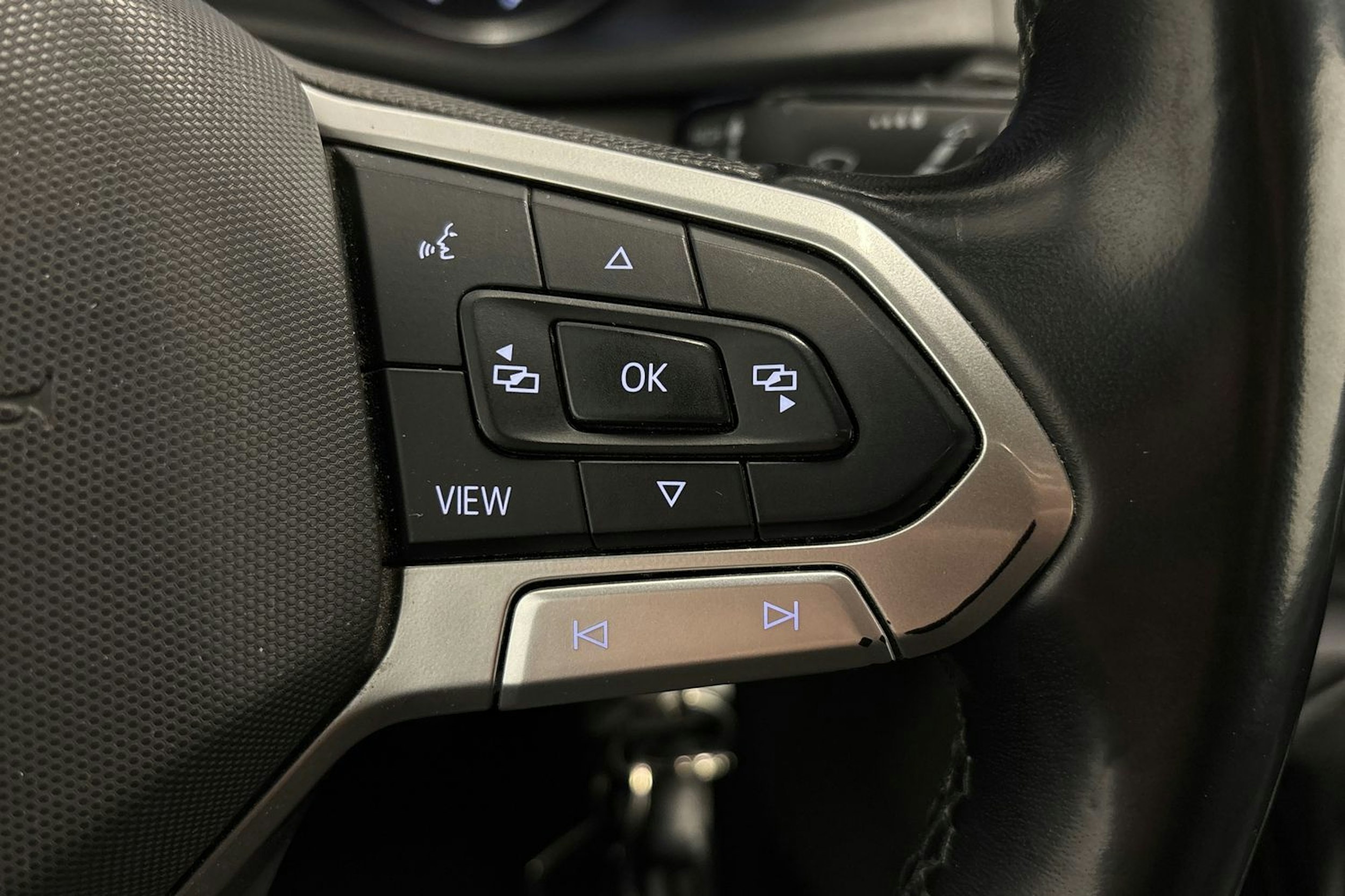 met. musta Volkswagen Transporter 2021 kuva 16.