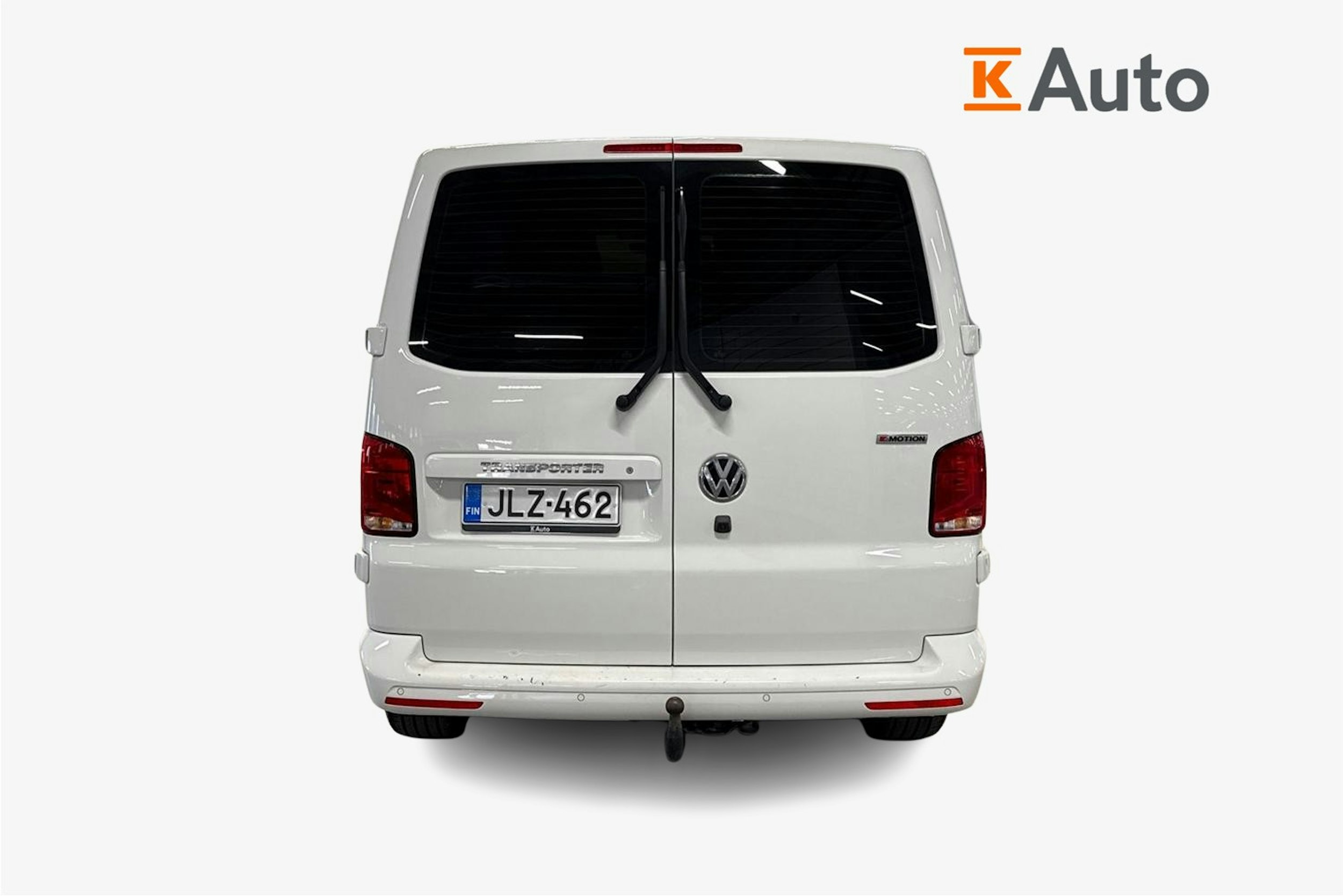 valkoinen Volkswagen Transporter 2021 kuva 3.