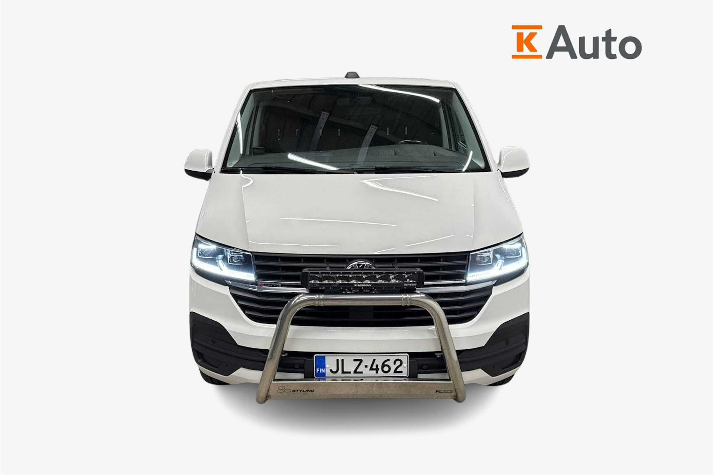 valkoinen Volkswagen Transporter 2021 kuva 4.