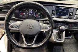 valkoinen Volkswagen Transporter 2021 kuva 7.