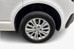valkoinen Volkswagen Transporter 2021 kuva 9.