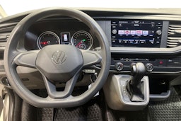 valkoinen Volkswagen Transporter 2021 kuva 12.