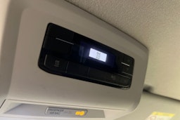 valkoinen Volkswagen Transporter 2021 kuva 18.