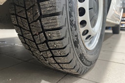 valkoinen Volkswagen Transporter 2021 kuva 23.