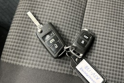 valkoinen Volkswagen Transporter 2021 kuva 23.