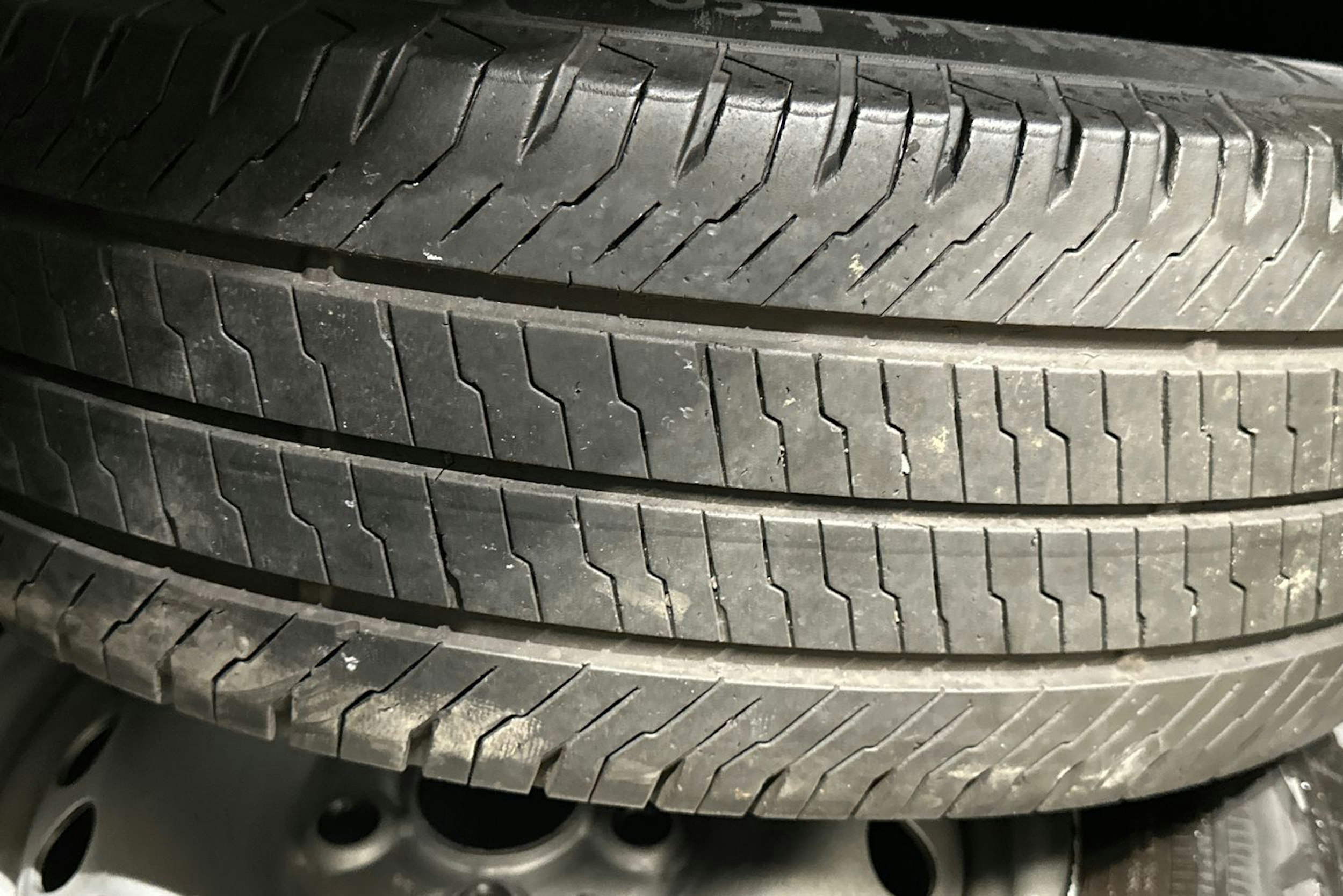 valkoinen Volkswagen Transporter 2021 kuva 27.