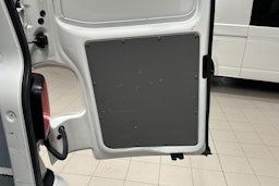 valkoinen Volkswagen Transporter 2021 kuva 30.