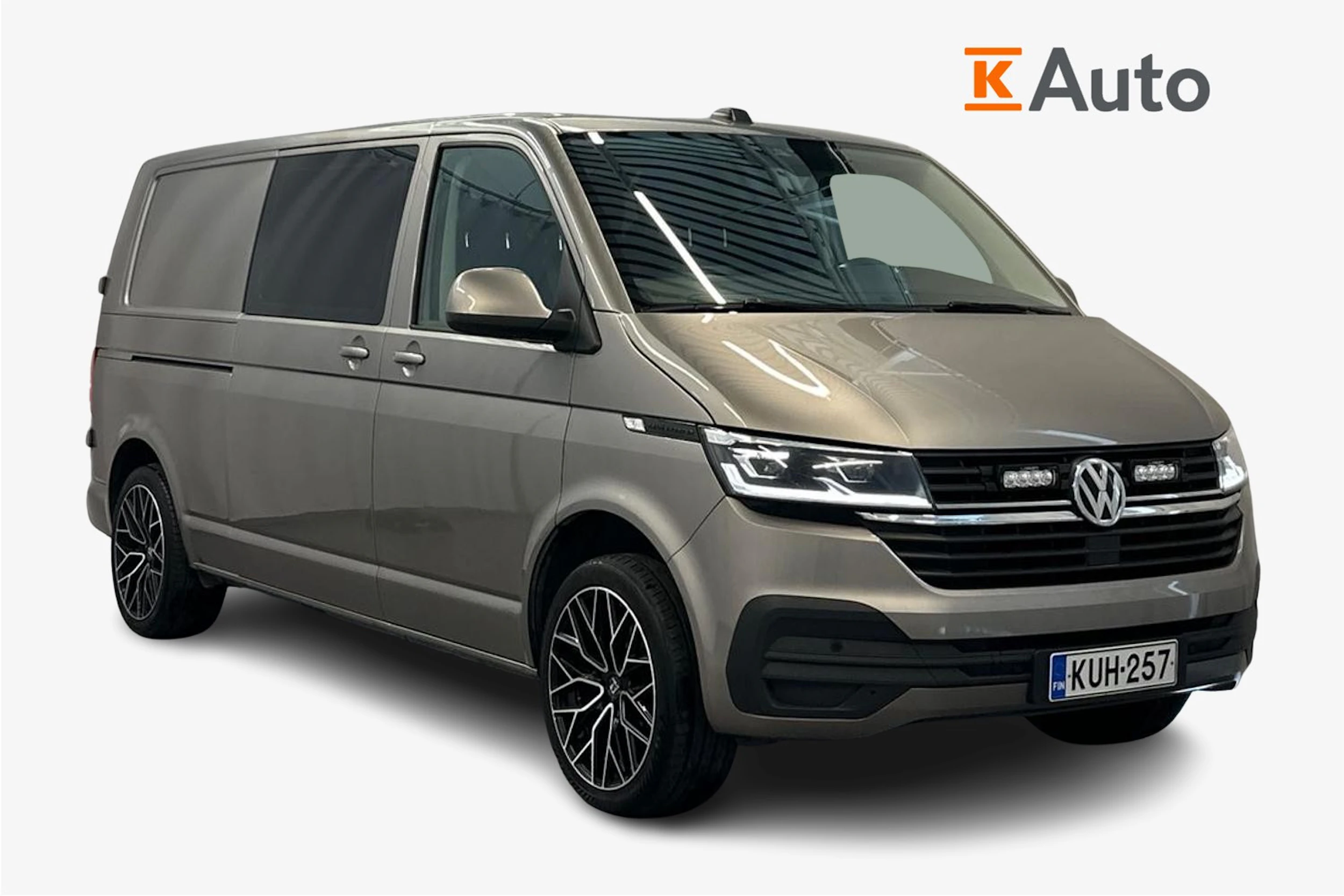 Ruskea (beige) Volkswagen TRANSPORTER 2021 kuva 1.