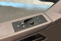 Ruskea (beige) Volkswagen TRANSPORTER 2021 kuva 17.