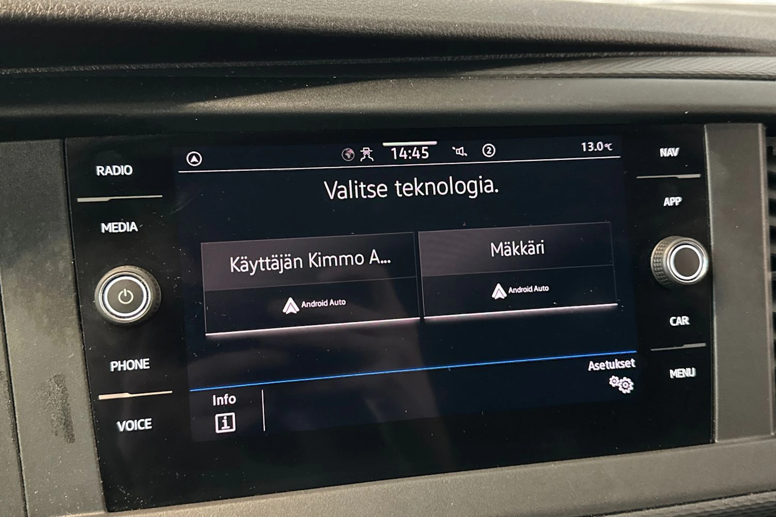 Ruskea (beige) Volkswagen TRANSPORTER 2021 kuva 25.