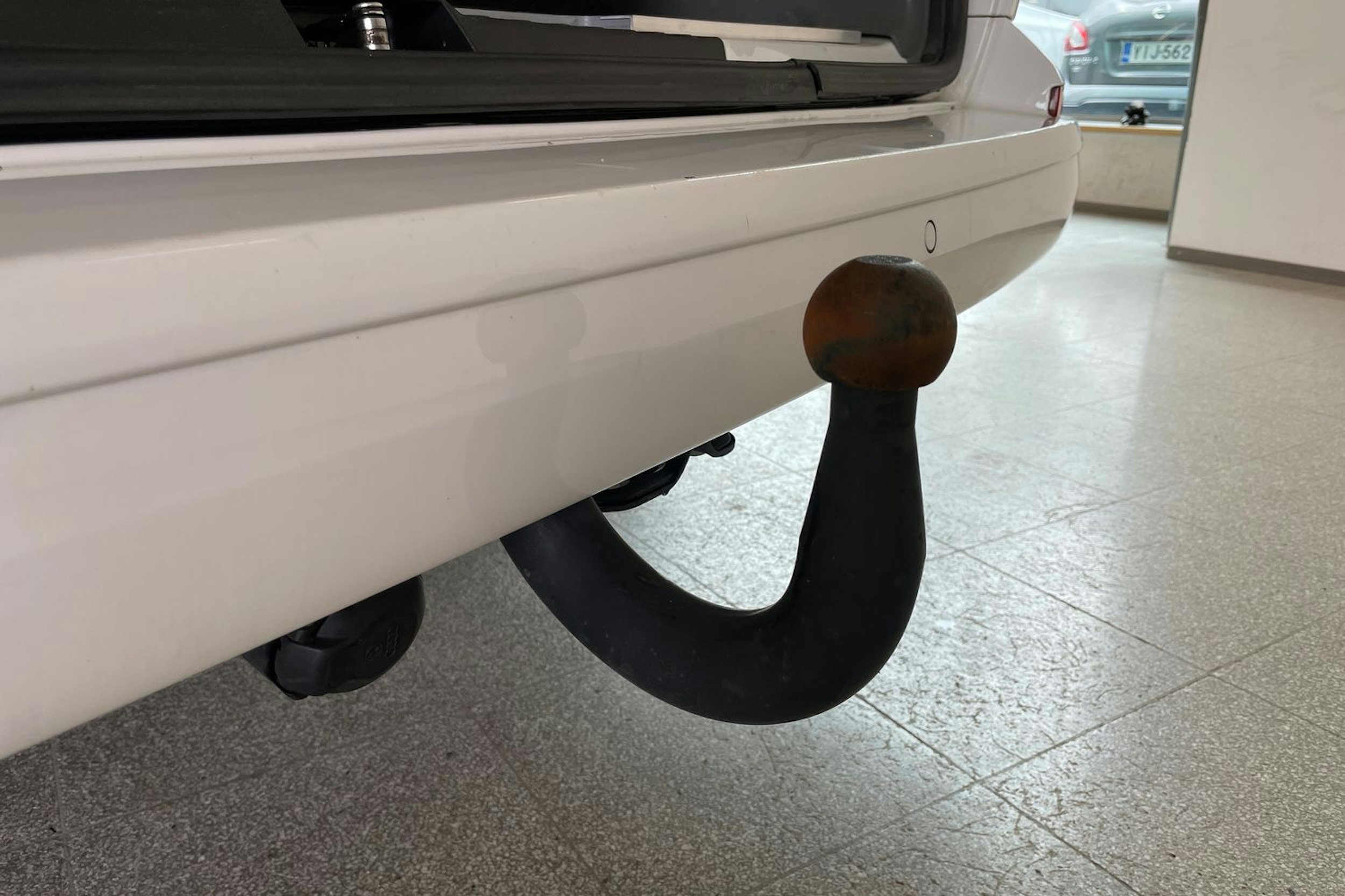 valkoinen Volkswagen Transporter 2021 kuva 28.