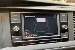 sininen Volkswagen Transporter 2021 kuva 19.