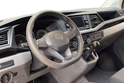 valkoinen Volkswagen Transporter 2021 kuva 9.