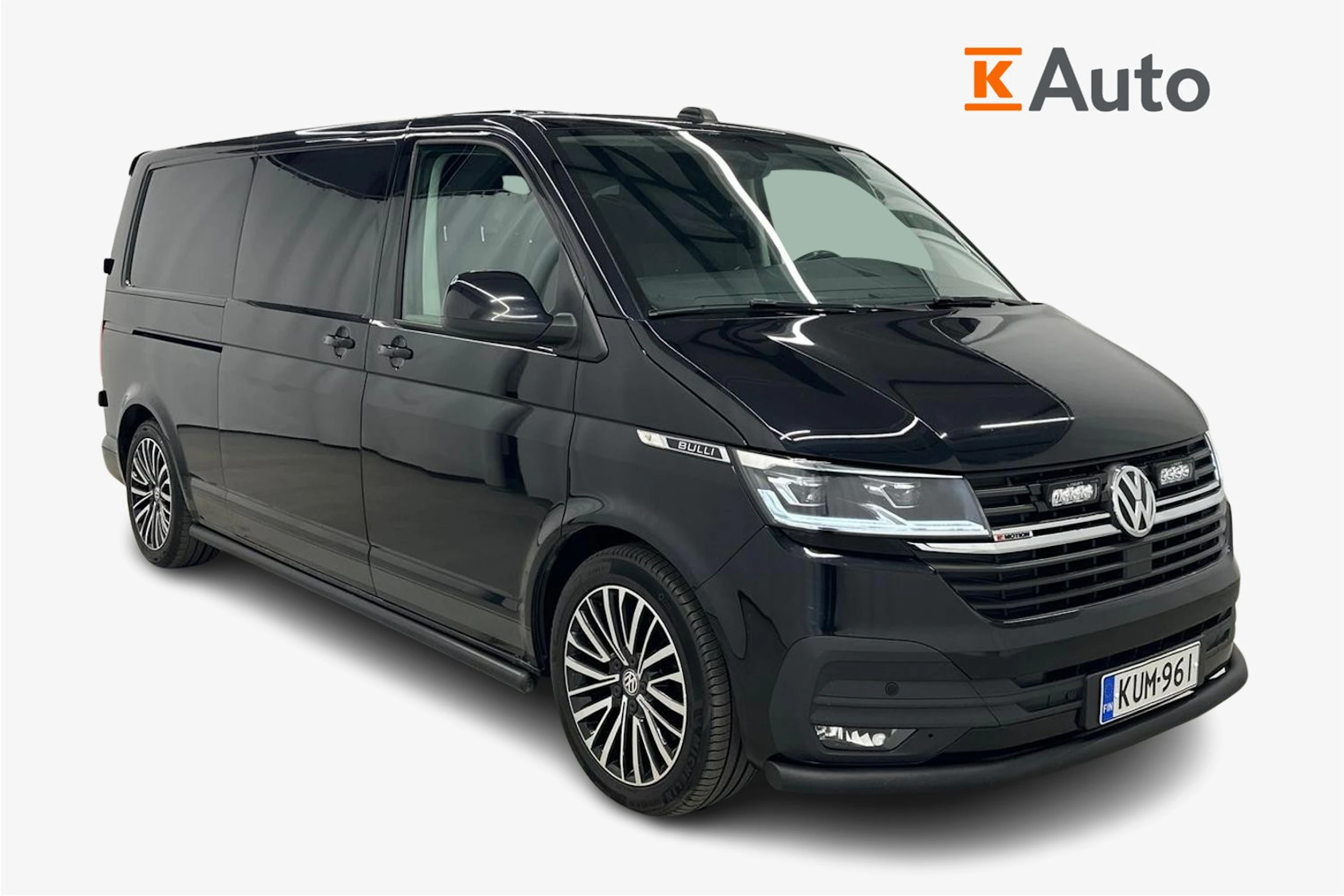 musta Volkswagen Transporter 2021 kuva 1.