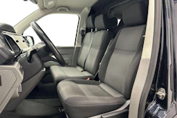 musta Volkswagen Transporter 2021 kuva 8.