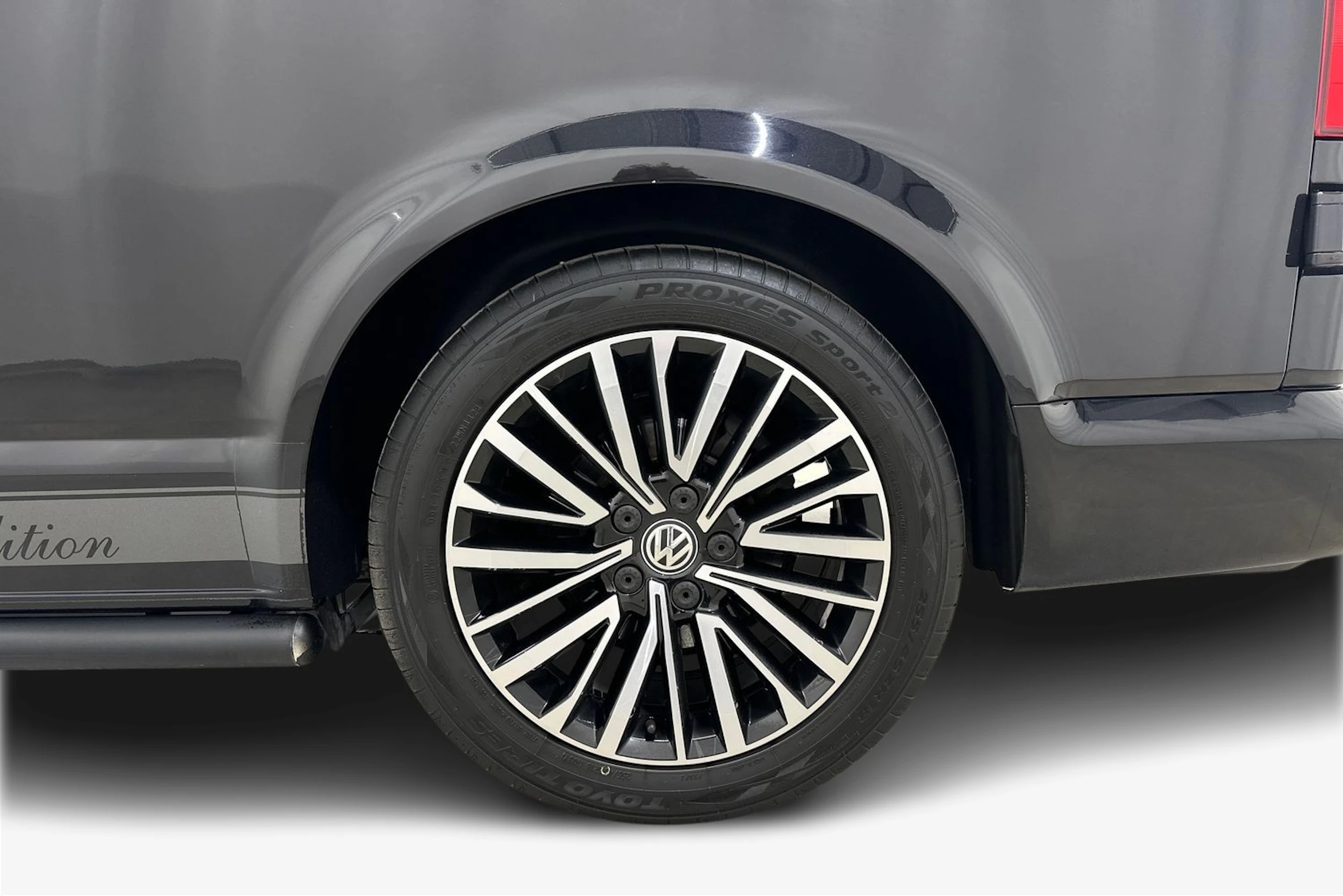 musta Volkswagen Transporter 2021 kuva 9.