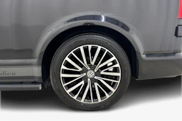 musta Volkswagen Transporter 2021 kuva 9.