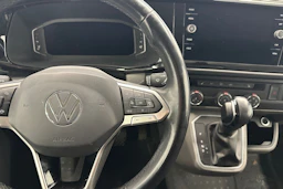 musta Volkswagen Transporter 2021 kuva 12.