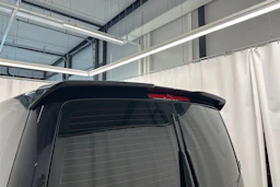 musta Volkswagen Transporter 2021 kuva 27.