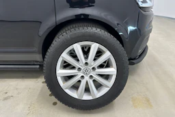 musta Volkswagen Transporter 2021 kuva 28.