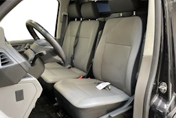 musta Volkswagen Transporter 2021 kuva 10.