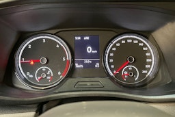 musta Volkswagen Transporter 2021 kuva 16.