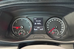valkoinen Volkswagen Transporter 2022 kuva 14.