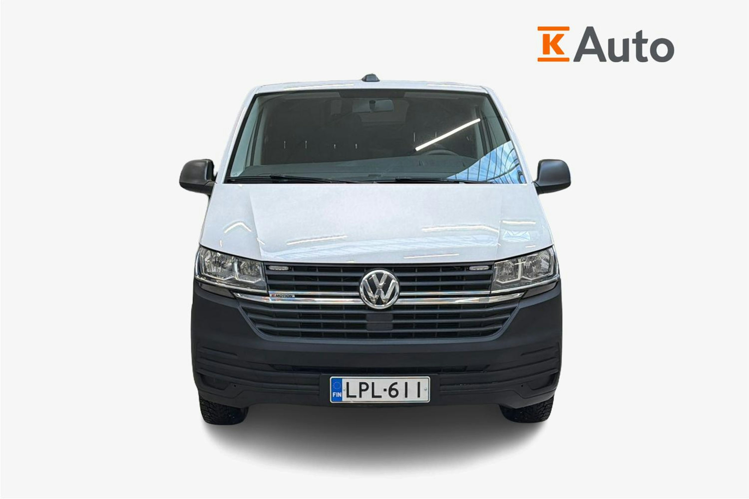valkoinen Volkswagen Transporter 2021 kuva 5.