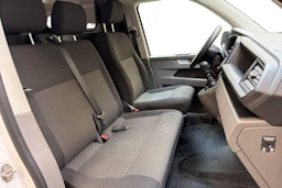 valkoinen Volkswagen Transporter 2021 kuva 11.